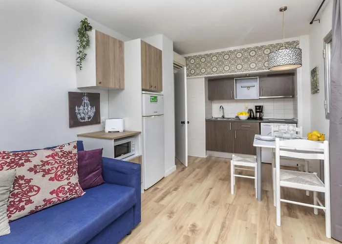 דירה Cosy Lloret By Interhome יורט דה מאר